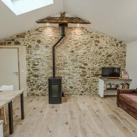 Grange Renovee 5 Personnes-gite Le 411 Nyaraló *