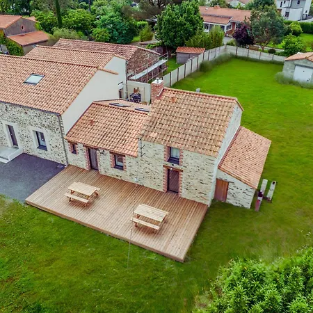 Grange Renovee 5 Personnes-gite Le 411 * Saint-Philbert-de-Grand-Lieu