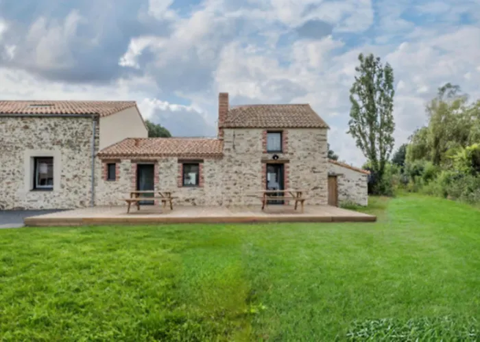 Casa de Férias Grange Renovee 5 Personnes-gite Le 411