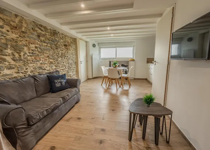 Grange Renovee 5 Personnes-gite Le 411 Casa de Férias *